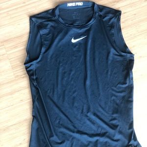 Nike Sleeveless Dri-Fit - Large